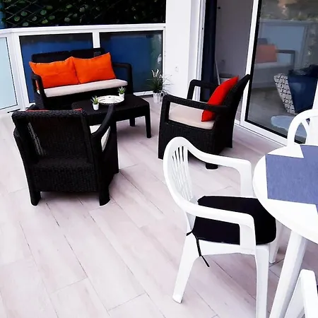 Fabuloso En Americas Cerca Del Mar Apartment